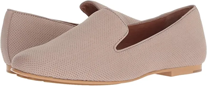 Gentle Souls by Kenneth Cole Women's Eugene 2 Perf Loafer Flat, Mushroom, 8 M US