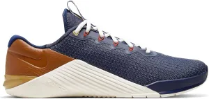 Nike mens Flat