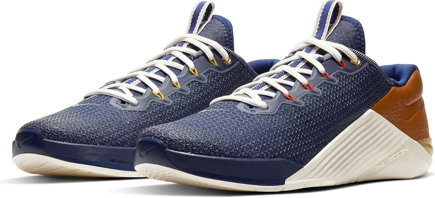 Nike mens Flat