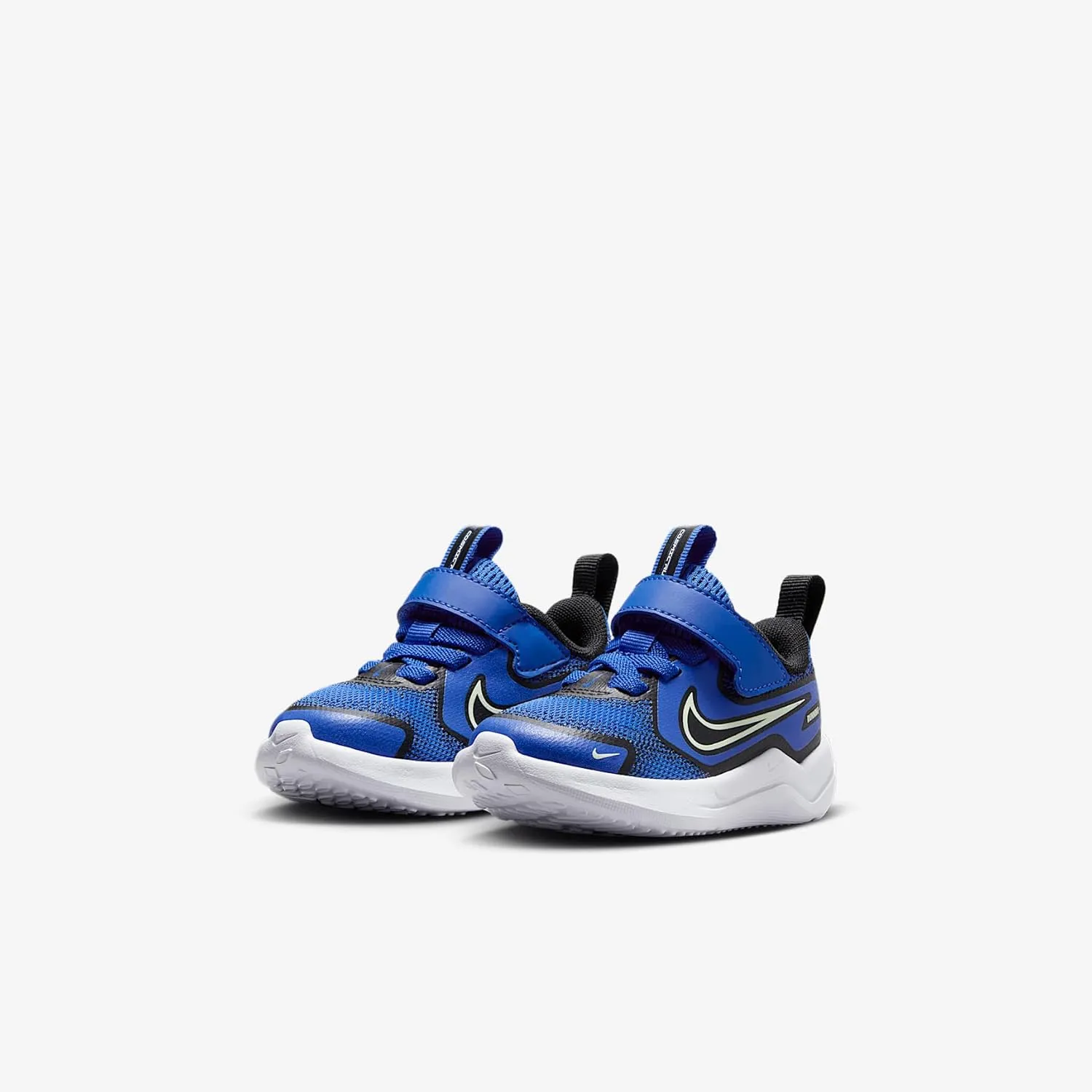 Nike Unisex-Baby Cosmic Runner (Infant/Toddler) Sneaker
